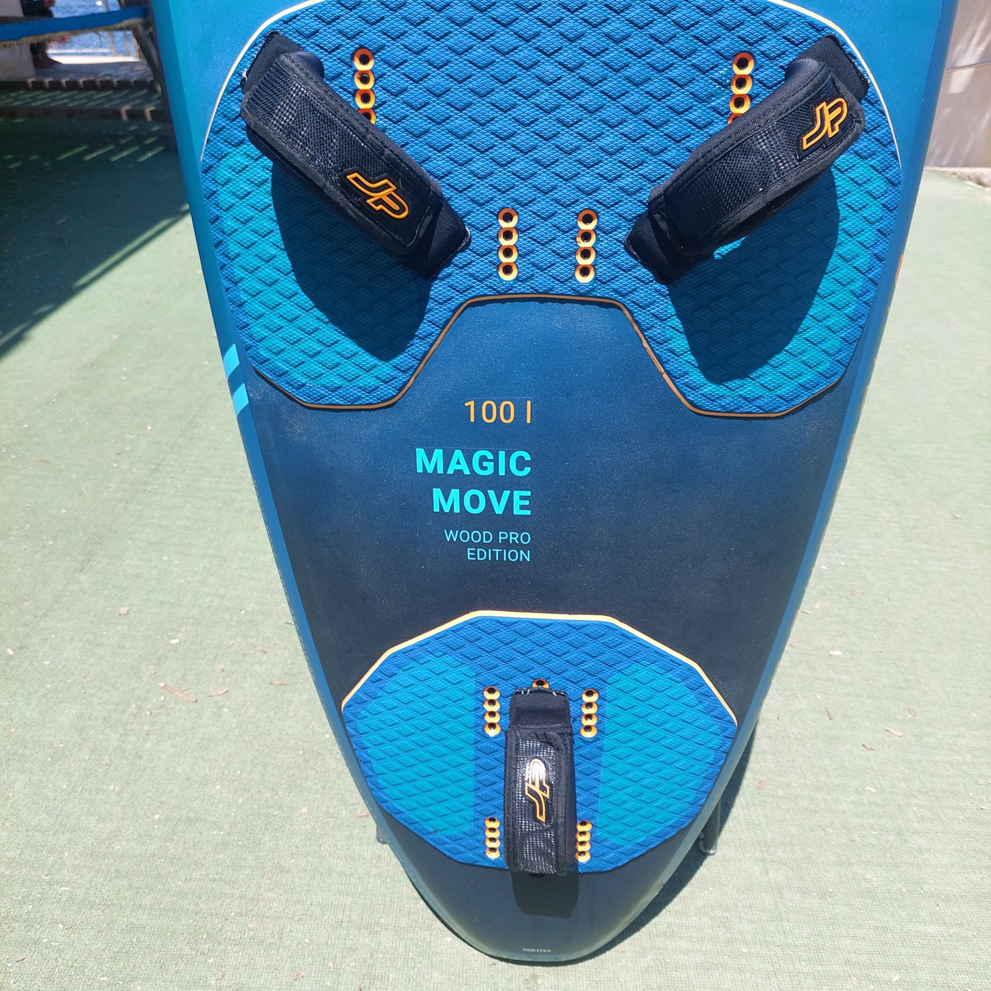 Planche Windsurf occasion JP Magic Move W.Pro 2025 100L occasion très bon état