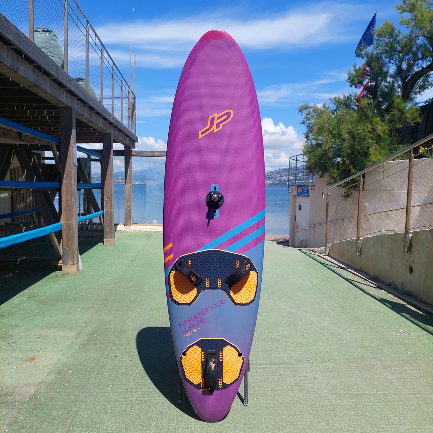 Planche Windsurf occasion JP FreeWave.ProEd. 2023 104L occasion très bon état