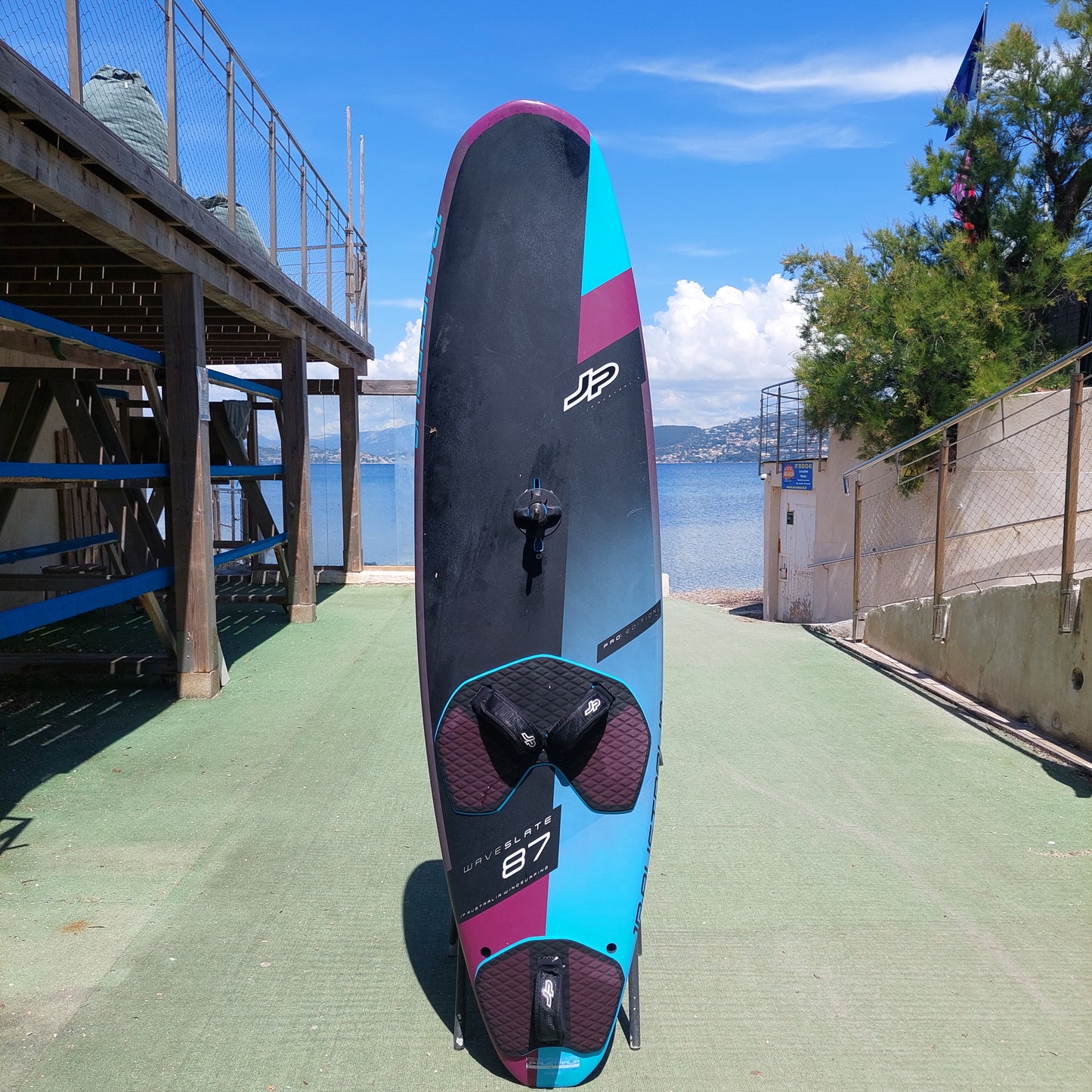 Planche Windsurf occasion JP Slate Pro 2020 87L occasion très bon état