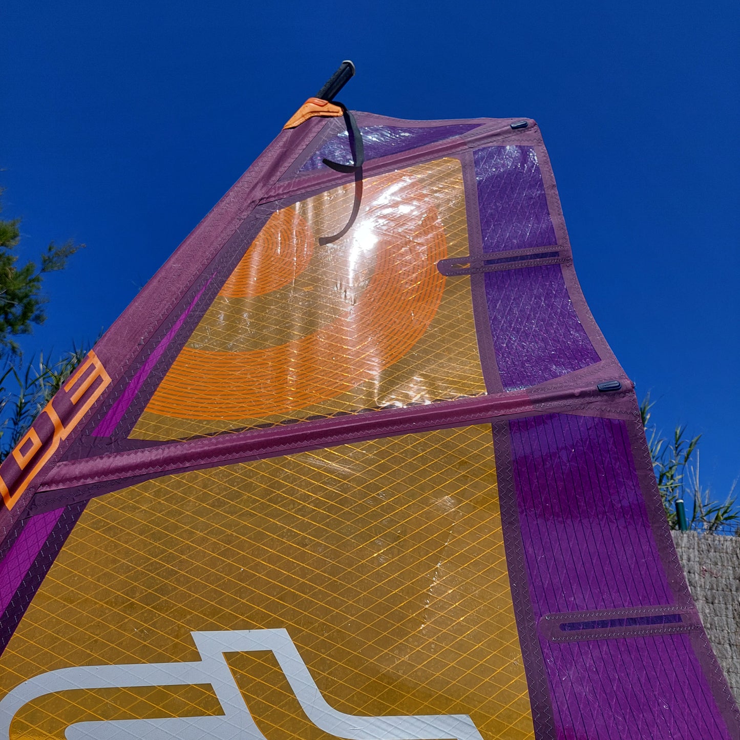 Voile windsurf Neilpryde Combat HD 3.7m² 2023 occasion très bon état