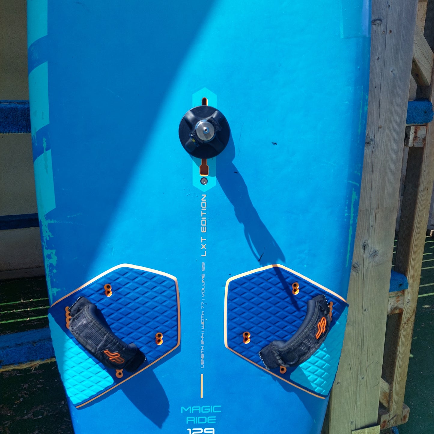 Planche windsurf occasion JP Magic Ride LXT 2022 129L occasion état correct