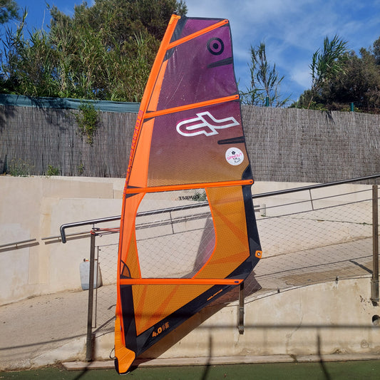 Neilpryde - Voile de windsurf Combat HD 4m2 2024 occasion très bon état