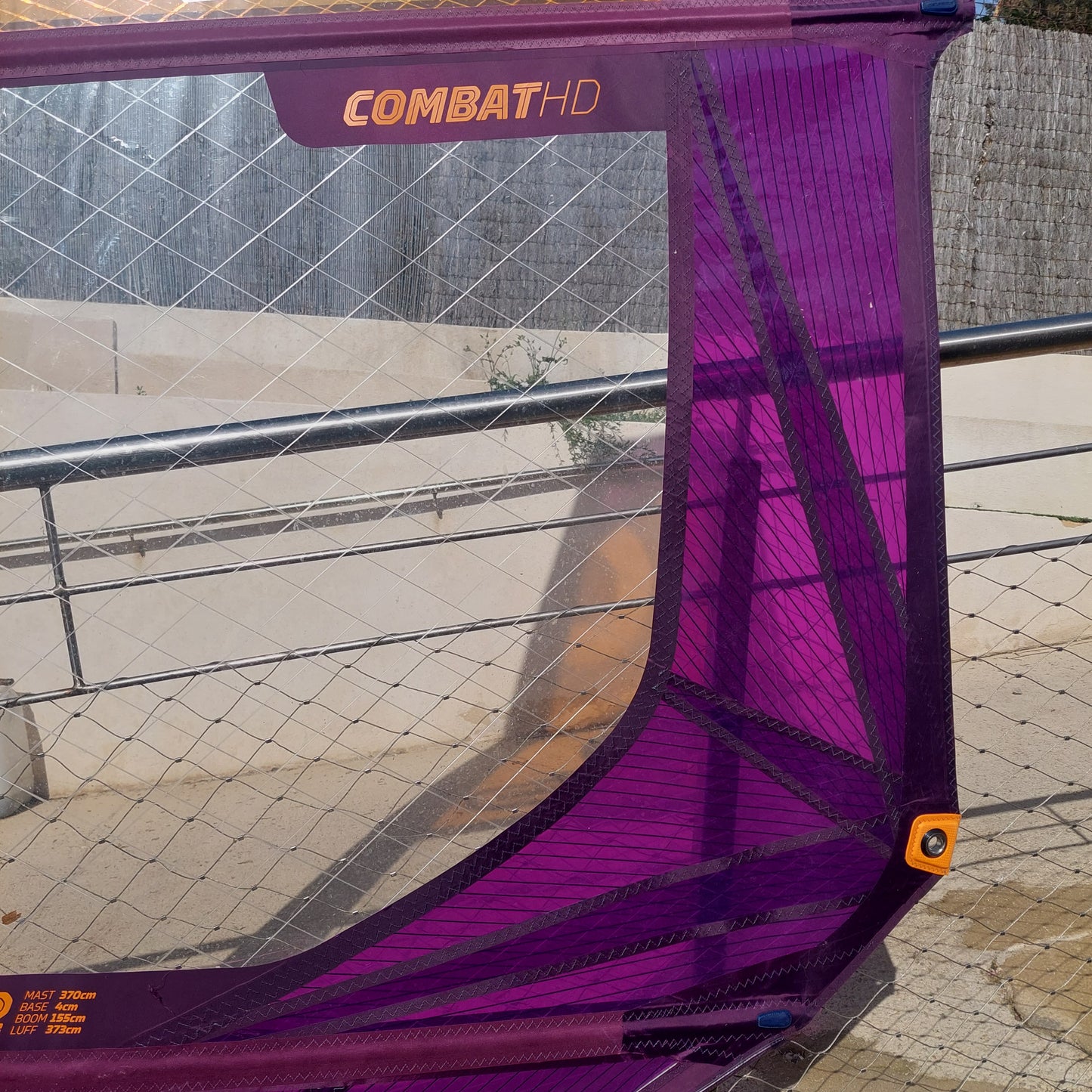 Neilpryde - Voile de windsurf Combat HD 4.2m2 2023 occasion très bon état